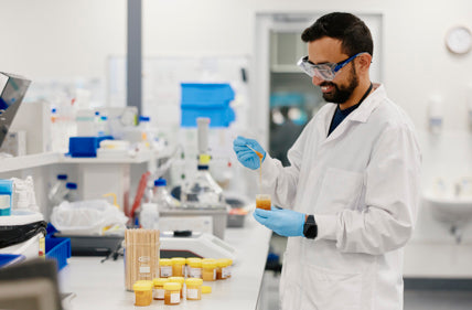 Egmont Honey ضبط الجودة وإجراءات الاختبار